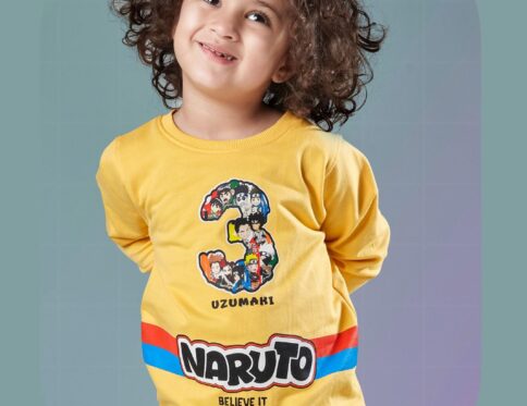 Yellow Boys kids Typography Printed Front & Back Sweatshirt has a round neck long sleeves