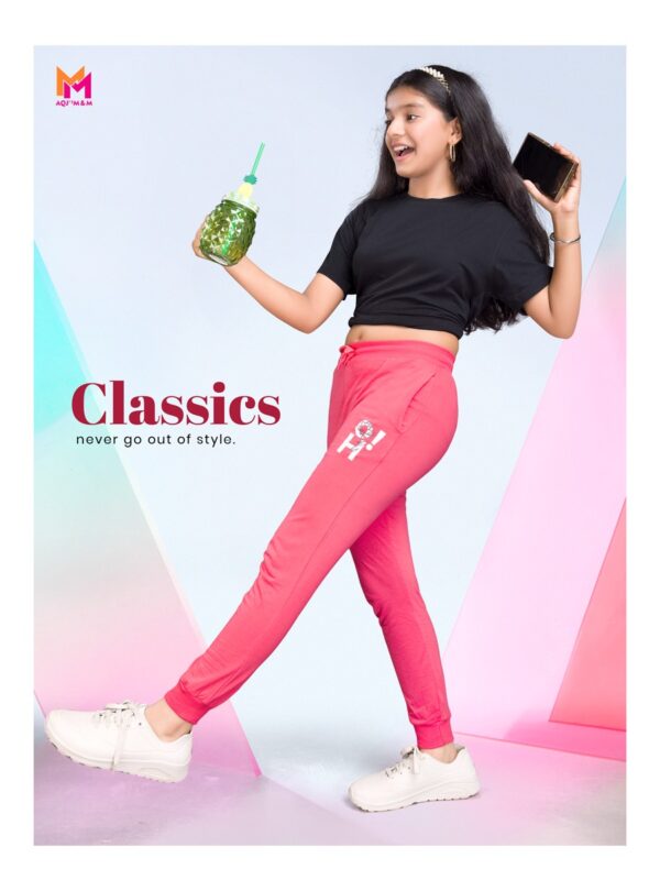 Pink solid regular-fit joggers,track pant has an elasticated waistband with printed, 2 pockets and cuffed hems
