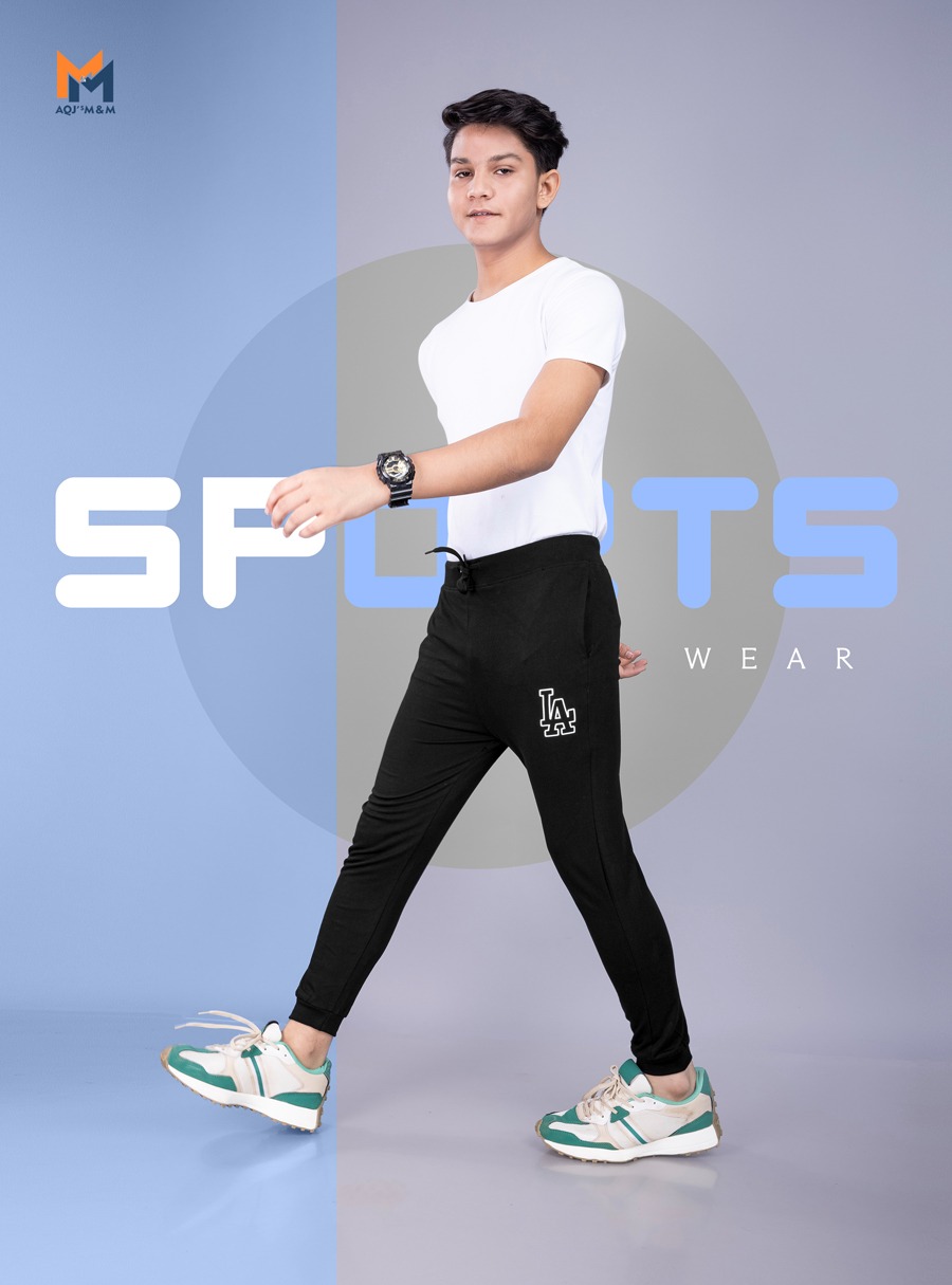 Dark gray solid regular-fit joggers has an elasticated waistband with drawstring closur 2 pockets and cuffed hems
